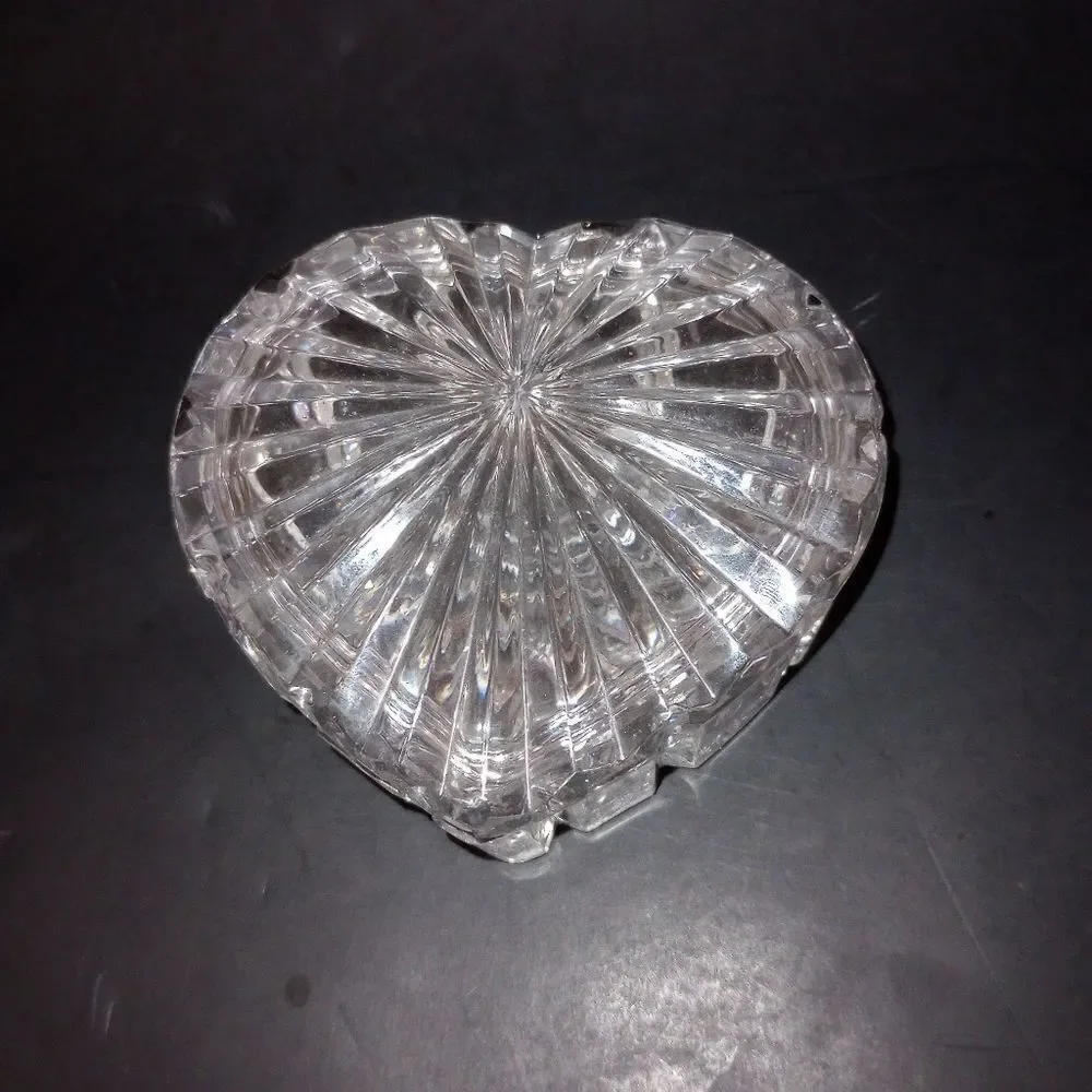 ❤️ Vintage Crystal Heart Covered Trinket Jewelry Dish